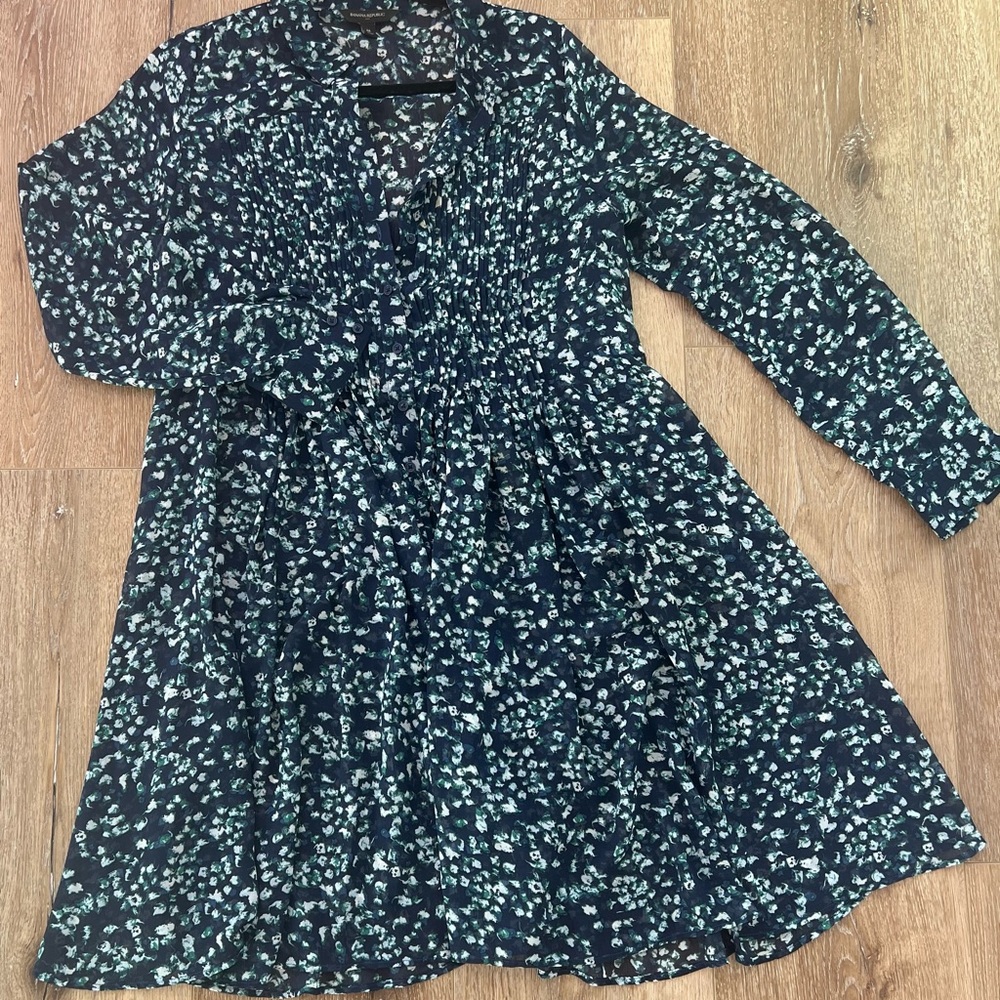 Banana Republic long sleeve dress